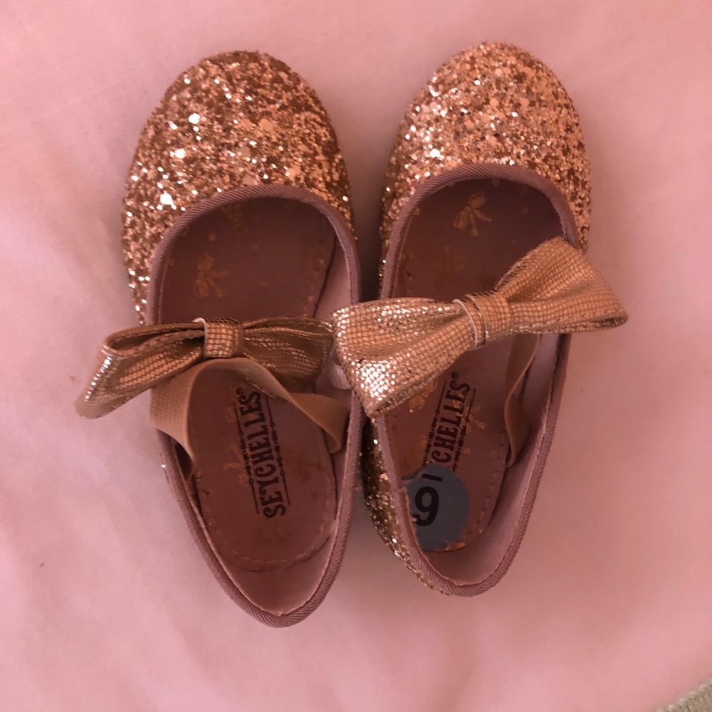Toddler shoes
